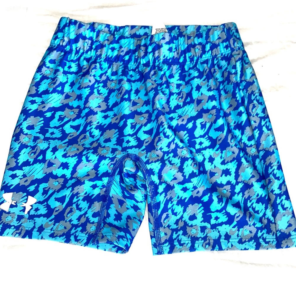 Youth Under Armour 5” compression shorts